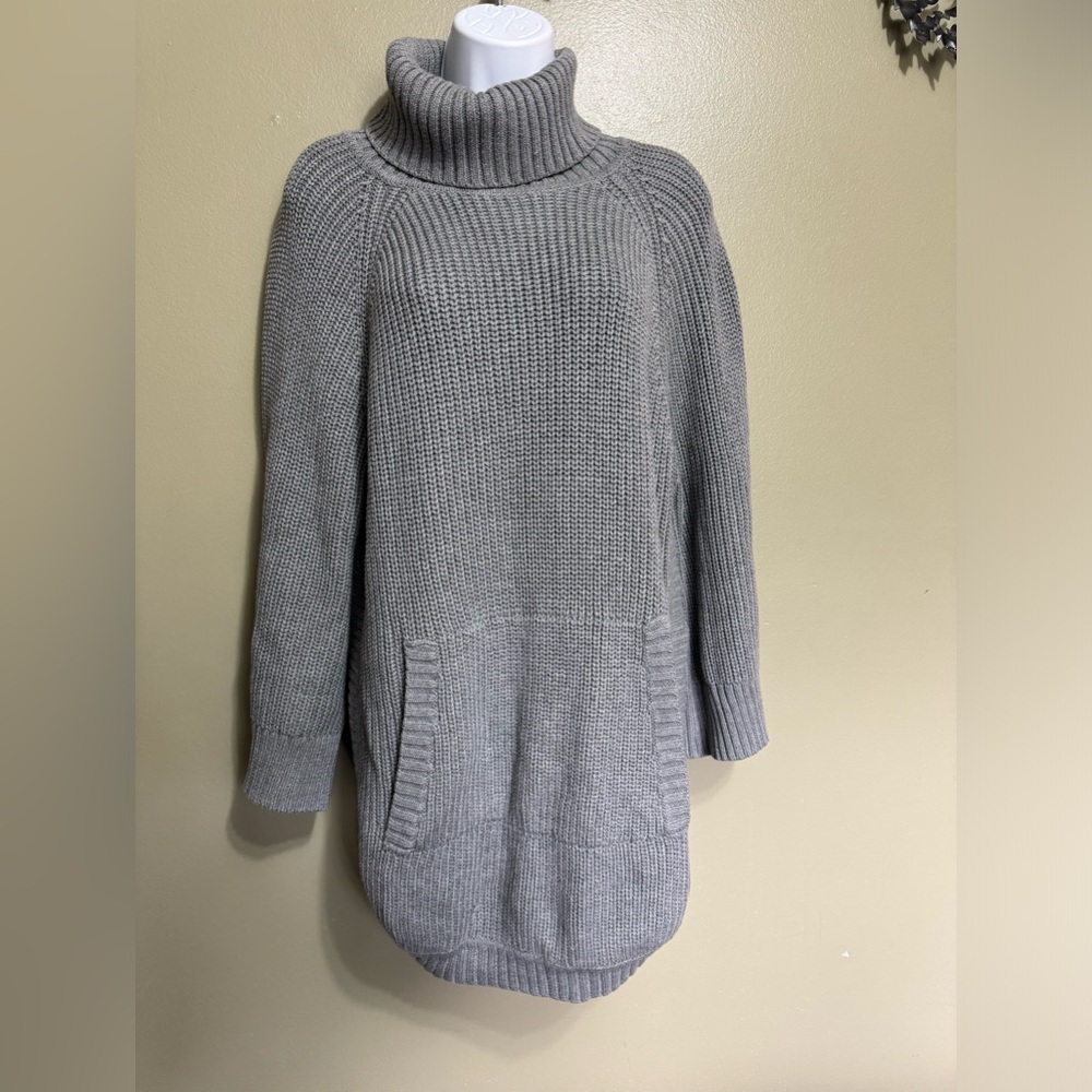 Ugg Grey Turtleneck Knit Sweater, Size M